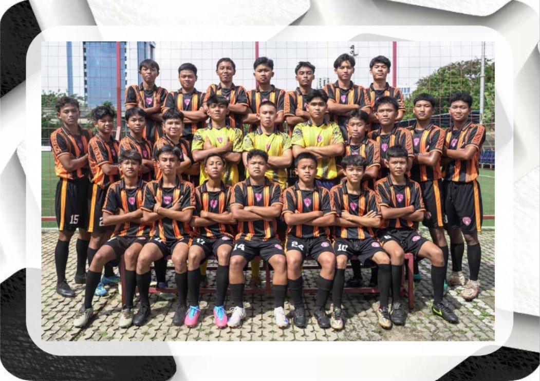 club kit photo
