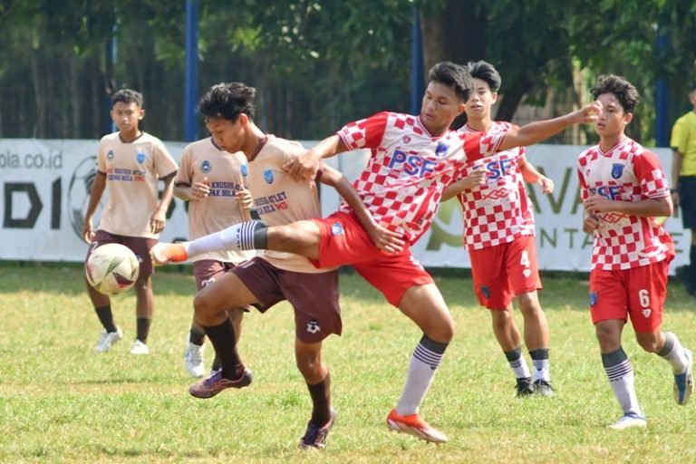 Strategi ‘Jangan Kasih Kendor’, Bina Mutiara Sikat Batavia FC 2-0