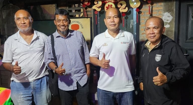 Duo Legenda SEA Games Turun Tangan! Patar Tambunan & Berti Tutuarima Jaring Bakat Liga Soeratin U15