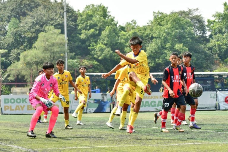 Bina Taruna  Menang Telak 4-0 atas Tunas Indonesia di Liga Soeratin U-15 Jakarta